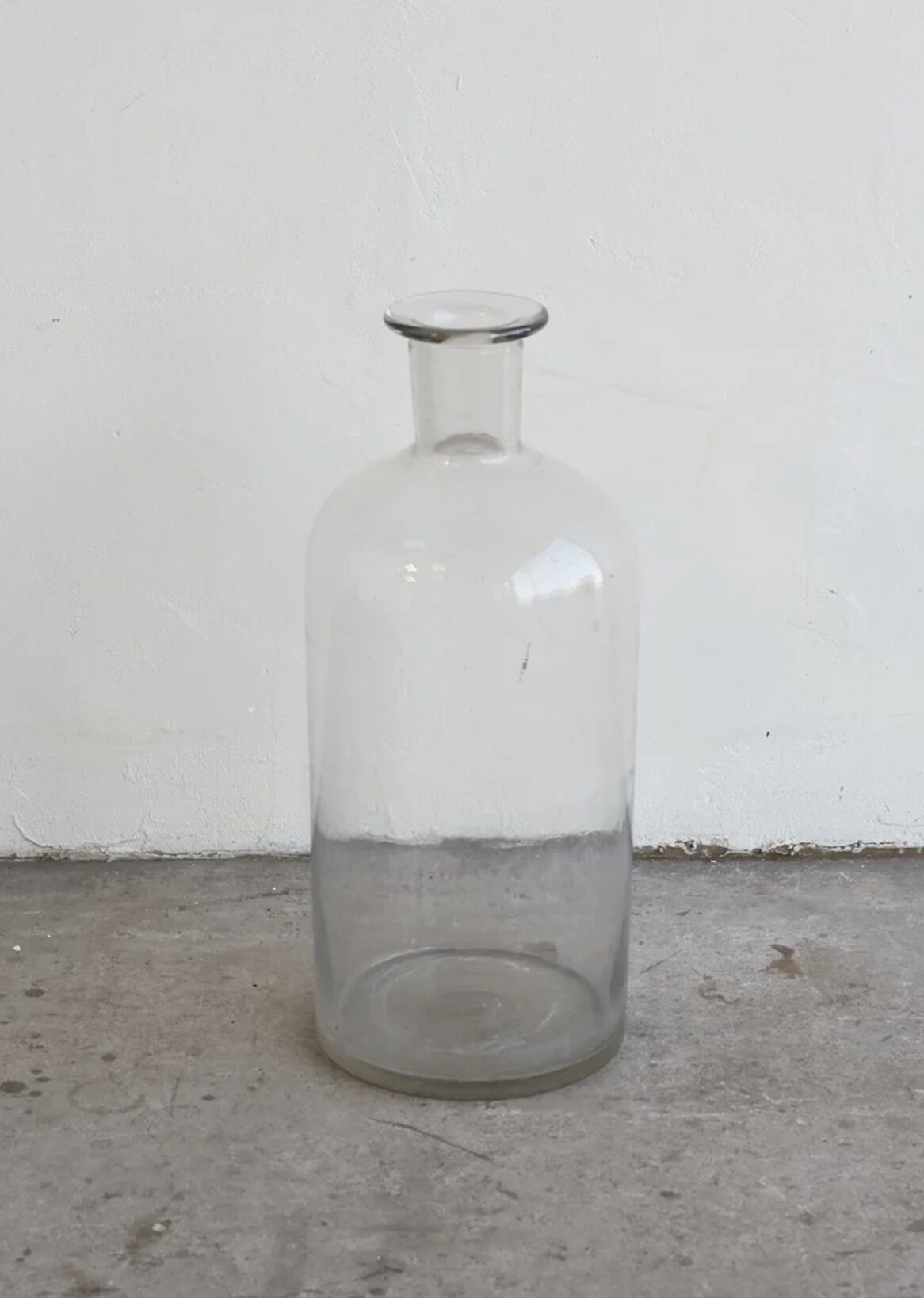 Glass bottle